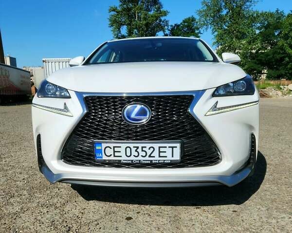 Білий Лексус НХ, об'ємом двигуна 2.49 л та пробігом 119 тис. км за 30000 $, фото 1 на Automoto.ua