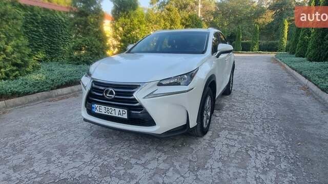 Білий Лексус НХ, об'ємом двигуна 1.99 л та пробігом 117 тис. км за 25700 $, фото 1 на Automoto.ua