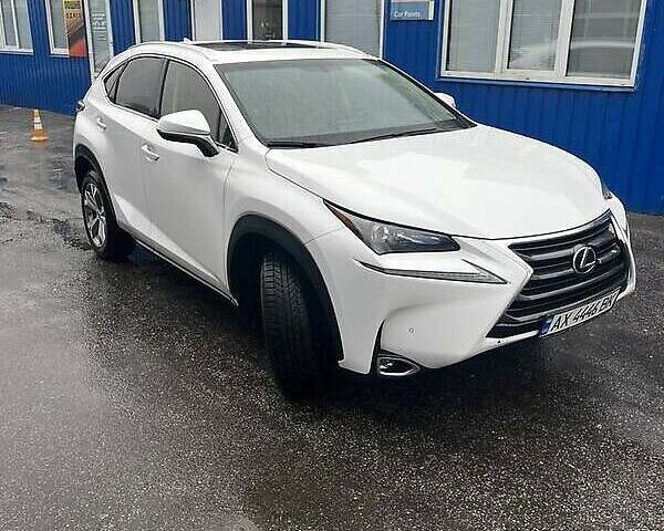 Белый Лексус НХ, объемом двигателя 2 л и пробегом 89 тыс. км за 23500 $, фото 1 на Automoto.ua