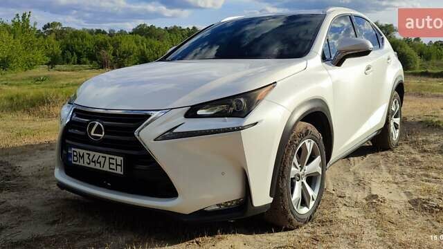 Білий Лексус НХ, об'ємом двигуна 2 л та пробігом 106 тис. км за 27000 $, фото 1 на Automoto.ua