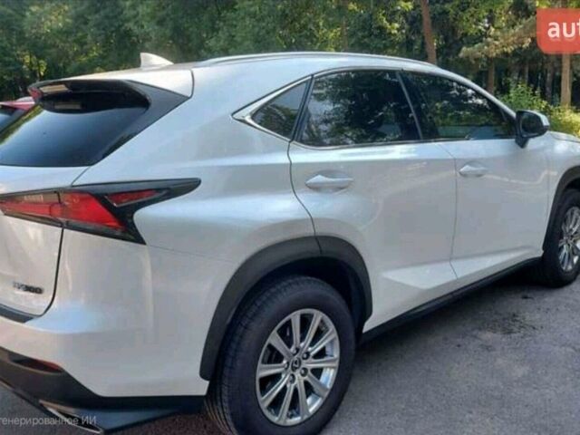 Білий Лексус НХ, об'ємом двигуна 2 л та пробігом 79 тис. км за 28500 $, фото 1 на Automoto.ua