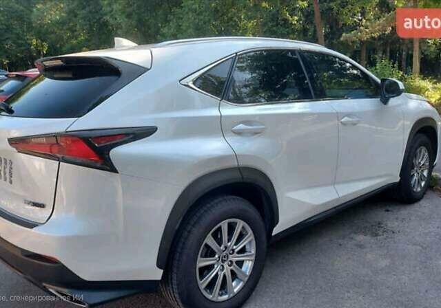 Білий Лексус НХ, об'ємом двигуна 2 л та пробігом 79 тис. км за 32500 $, фото 1 на Automoto.ua