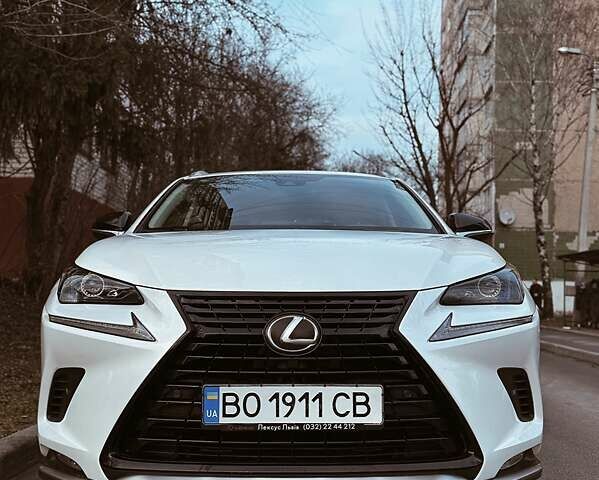 Білий Лексус НХ, об'ємом двигуна 1.99 л та пробігом 70 тис. км за 35000 $, фото 1 на Automoto.ua