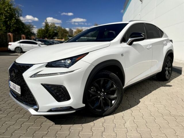 Білий Лексус НХ, об'ємом двигуна 2 л та пробігом 65 тис. км за 31500 $, фото 1 на Automoto.ua
