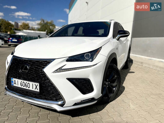 Білий Лексус НХ, об'ємом двигуна 2 л та пробігом 65 тис. км за 31500 $, фото 1 на Automoto.ua