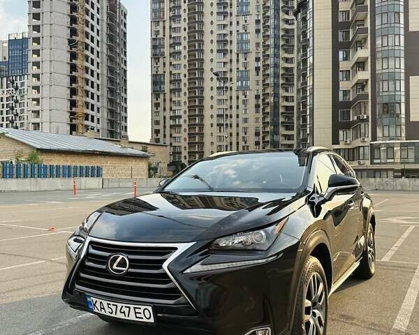 Черный Лексус НХ, объемом двигателя 2 л и пробегом 90 тыс. км за 23999 $, фото 1 на Automoto.ua