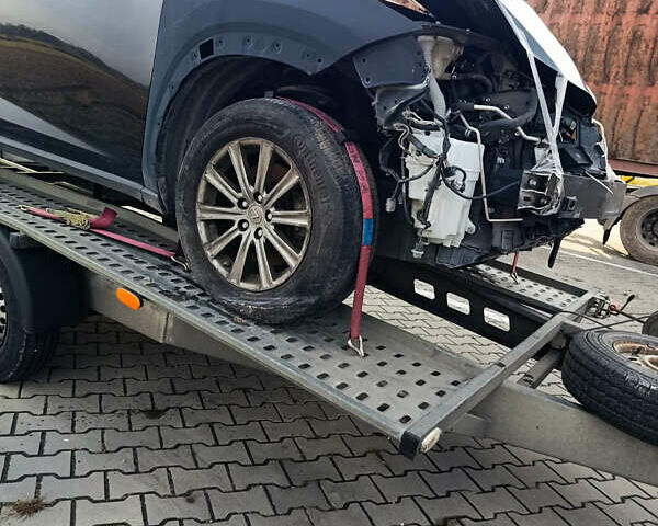 Чорний Лексус НХ, об'ємом двигуна 2 л та пробігом 160 тис. км за 14900 $, фото 1 на Automoto.ua