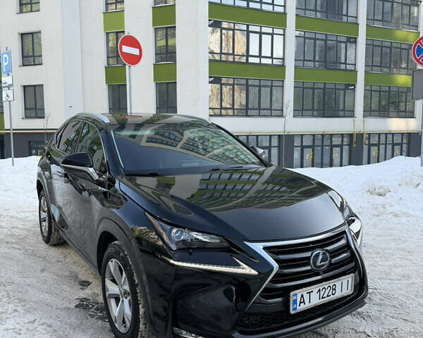 Чорний Лексус НХ, об'ємом двигуна 2 л та пробігом 135 тис. км за 20300 $, фото 1 на Automoto.ua