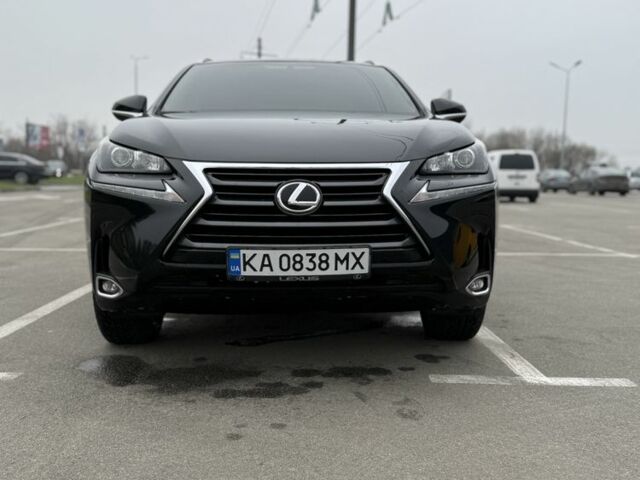Черный Лексус НХ, объемом двигателя 1.9 л и пробегом 179 тыс. км за 25000 $, фото 1 на Automoto.ua