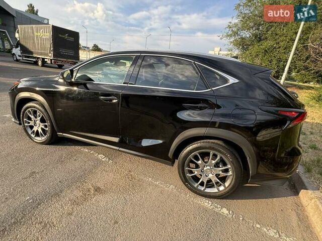 Чорний Лексус НХ, об'ємом двигуна 2 л та пробігом 88 тис. км за 30700 $, фото 1 на Automoto.ua