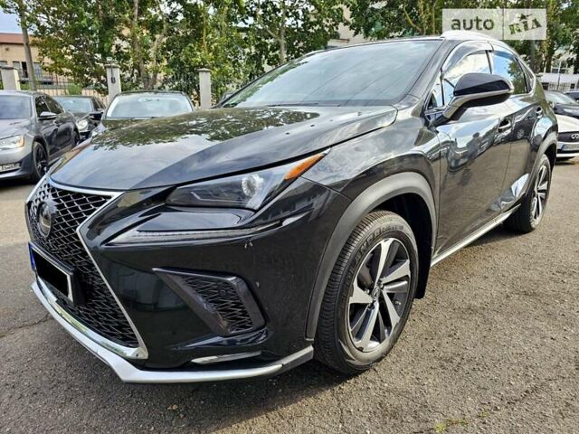 Черный Лексус НХ, объемом двигателя 2.49 л и пробегом 27 тыс. км за 34000 $, фото 1 на Automoto.ua