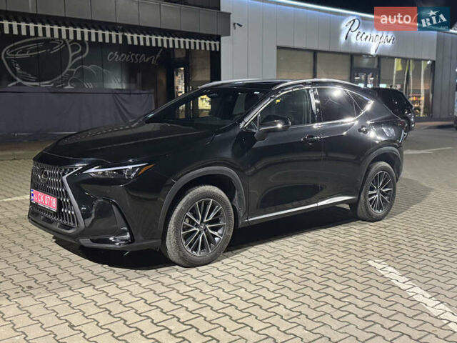 Черный Лексус НХ, объемом двигателя 2.39 л и пробегом 1 тыс. км за 47000 $, фото 1 на Automoto.ua
