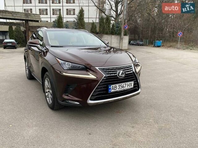 Коричневий Лексус НХ, об'ємом двигуна 1.99 л та пробігом 143 тис. км за 29000 $, фото 1 на Automoto.ua