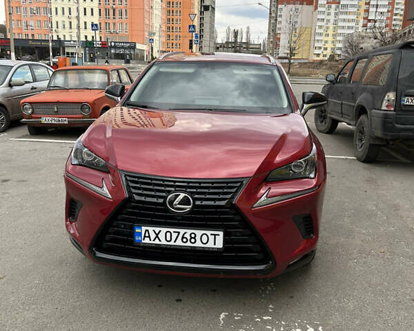 Красный Лексус НХ, объемом двигателя 1.99 л и пробегом 95 тыс. км за 32000 $, фото 1 на Automoto.ua