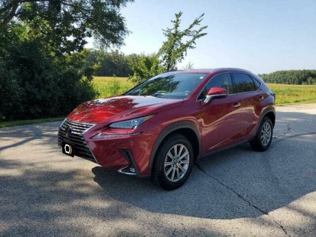 Червоний Лексус НХ, об'ємом двигуна 2 л та пробігом 34 тис. км за 11700 $, фото 1 на Automoto.ua