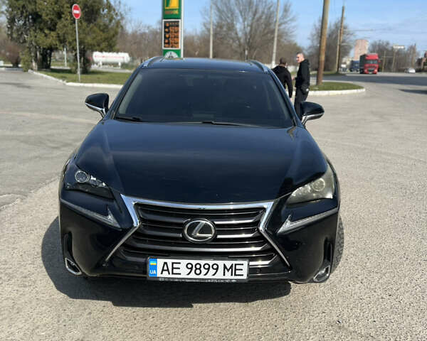 Лексус НХ, объемом двигателя 2 л и пробегом 106 тыс. км за 20500 $, фото 1 на Automoto.ua