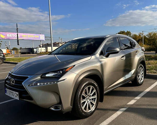 Лексус НХ, объемом двигателя 2 л и пробегом 131 тыс. км за 23500 $, фото 1 на Automoto.ua