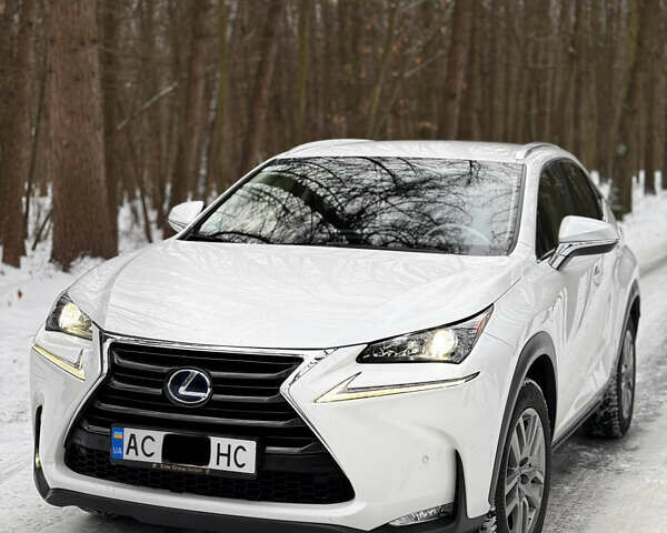 Лексус НХ, объемом двигателя 2.49 л и пробегом 184 тыс. км за 31000 $, фото 1 на Automoto.ua