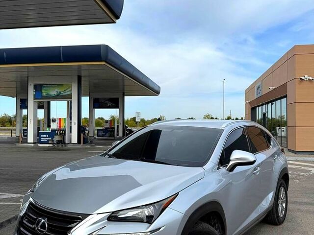 Лексус НХ, об'ємом двигуна 2 л та пробігом 150 тис. км за 21900 $, фото 1 на Automoto.ua