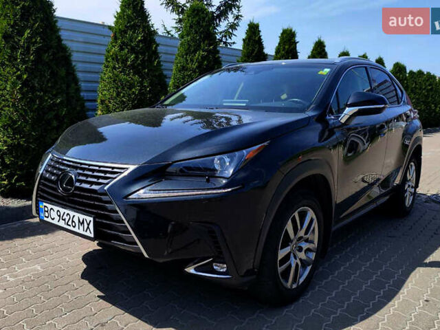 Лексус НХ, объемом двигателя 2 л и пробегом 47 тыс. км за 27500 $, фото 1 на Automoto.ua