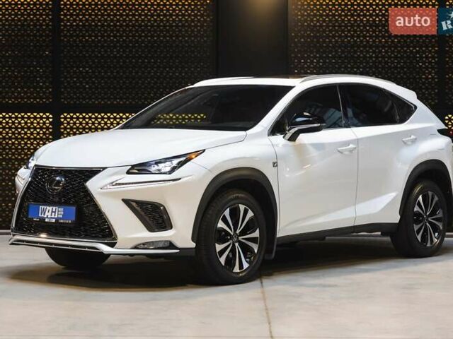 Лексус НХ, объемом двигателя 2 л и пробегом 83 тыс. км за 26000 $, фото 1 на Automoto.ua