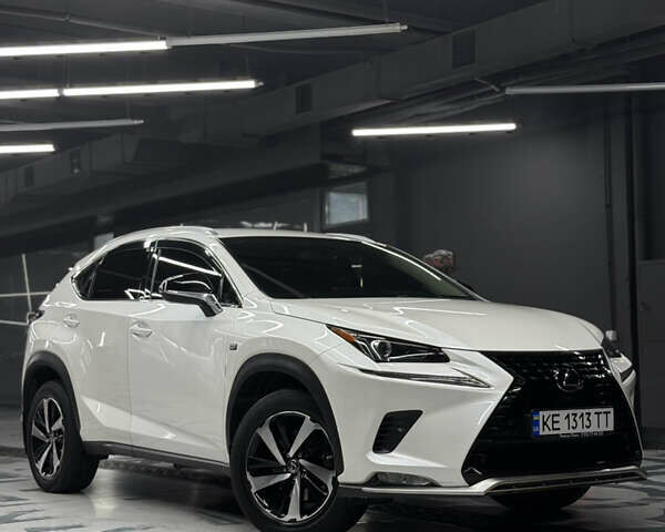 Лексус НХ, объемом двигателя 0 л и пробегом 74 тыс. км за 33999 $, фото 1 на Automoto.ua