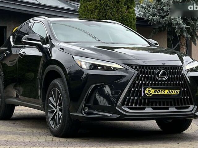Лексус НХ, объемом двигателя 2.5 л и пробегом 31 тыс. км за 39500 $, фото 1 на Automoto.ua