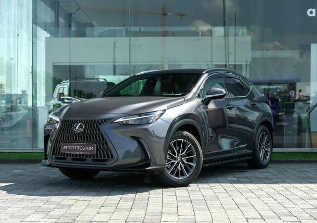 Лексус НХ, объемом двигателя 2 л и пробегом 8 тыс. км за 46229 $, фото 1 на Automoto.ua