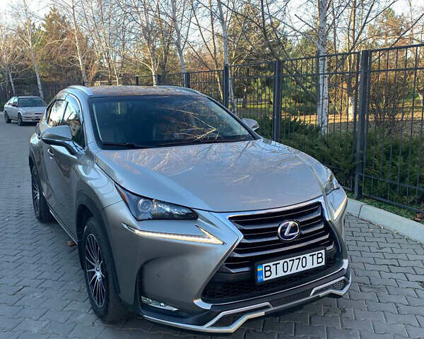 Серый Лексус НХ, объемом двигателя 2.49 л и пробегом 80 тыс. км за 27999 $, фото 1 на Automoto.ua