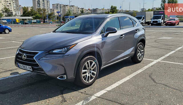 Сірий Лексус НХ, об'ємом двигуна 2 л та пробігом 142 тис. км за 24100 $, фото 1 на Automoto.ua
