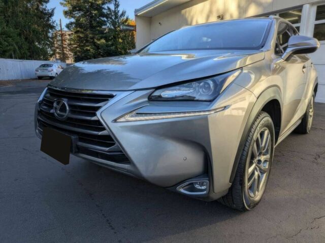 Сірий Лексус НХ, об'ємом двигуна 2 л та пробігом 75 тис. км за 7200 $, фото 1 на Automoto.ua