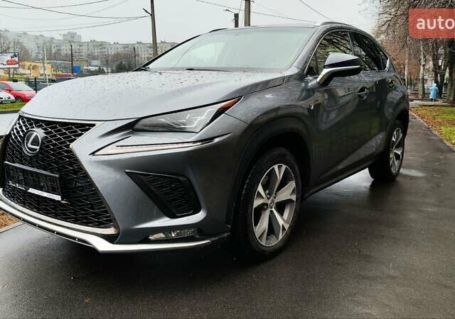 Сірий Лексус НХ, об'ємом двигуна 1.99 л та пробігом 139 тис. км за 24900 $, фото 1 на Automoto.ua