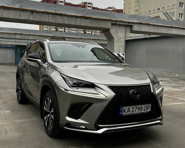 Лексус НХ 2018 у Києві на Automoto.ua Сірий Лексус НХ, об'ємом двигуна 2 л та пробігом 82 тис. км за 36000 $, фото 1 на Automoto.ua