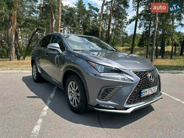 Серый Лексус НХ, объемом двигателя 2 л и пробегом 65 тыс. км за 26000 $, фото 1 на Automoto.ua