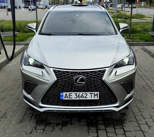 Лексус НХ 2019 у Дніпро (Дніпропетровську) на Automoto.ua Сірий Лексус НХ, об'ємом двигуна 2 л та пробігом 80 тис. км за 31000 $, фото 1 на Automoto.ua