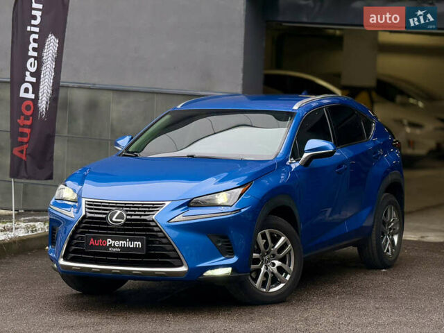 Синій Лексус НХ, об'ємом двигуна 2 л та пробігом 73 тис. км за 31500 $, фото 1 на Automoto.ua