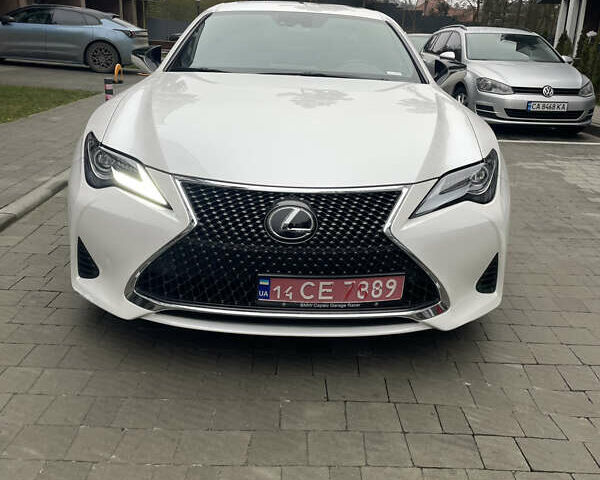 Білий Лексус РС, об'ємом двигуна 0 л та пробігом 2 тис. км за 29500 $, фото 1 на Automoto.ua
