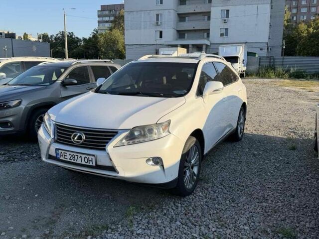 Белый Лексус РХ, объемом двигателя 3.5 л и пробегом 180 тыс. км за 16807 $, фото 1 на Automoto.ua