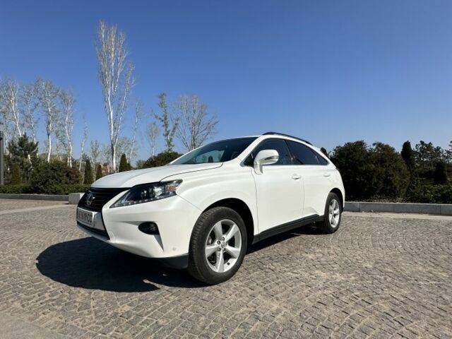 Белый Лексус РХ, объемом двигателя 3.5 л и пробегом 356 тыс. км за 17700 $, фото 1 на Automoto.ua