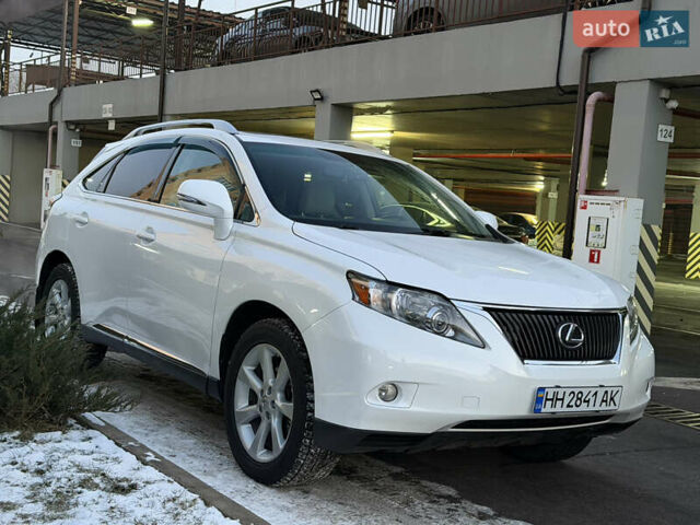 Белый Лексус РХ, объемом двигателя 3.46 л и пробегом 207 тыс. км за 16900 $, фото 1 на Automoto.ua