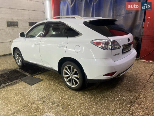 Белый Лексус РХ, объемом двигателя 3.46 л и пробегом 130 тыс. км за 18700 $, фото 1 на Automoto.ua