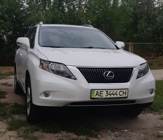 Белый Лексус РХ, объемом двигателя 3.5 л и пробегом 174 тыс. км за 17900 $, фото 1 на Automoto.ua