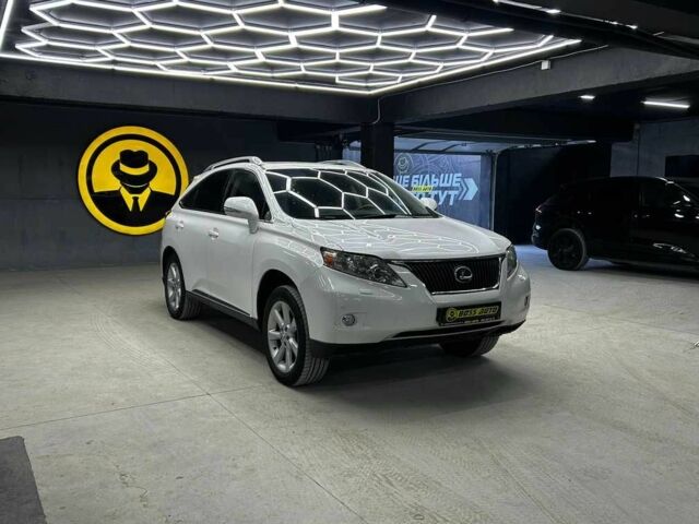 Белый Лексус РХ, объемом двигателя 3.5 л и пробегом 159 тыс. км за 16600 $, фото 1 на Automoto.ua