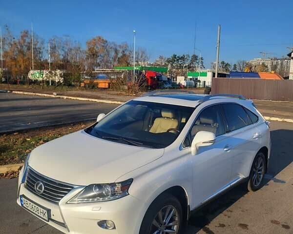 Белый Лексус РХ, объемом двигателя 3.5 л и пробегом 237 тыс. км за 21999 $, фото 1 на Automoto.ua