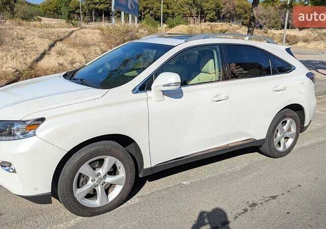 Белый Лексус РХ, объемом двигателя 3.46 л и пробегом 220 тыс. км за 19000 $, фото 1 на Automoto.ua