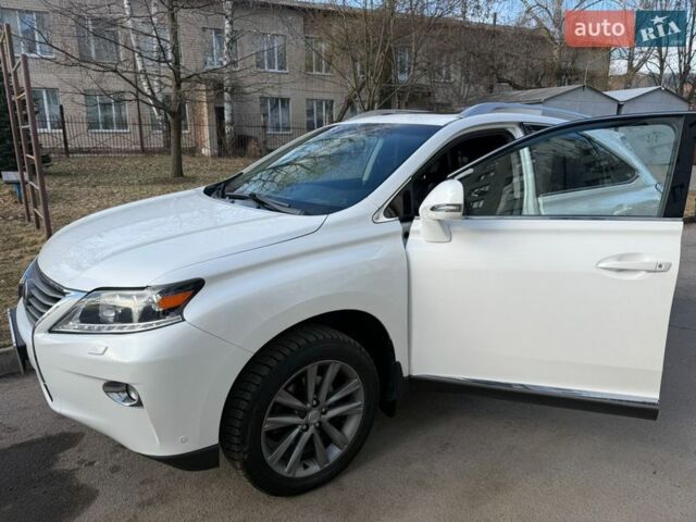 Белый Лексус РХ, объемом двигателя 3.46 л и пробегом 155 тыс. км за 21777 $, фото 1 на Automoto.ua