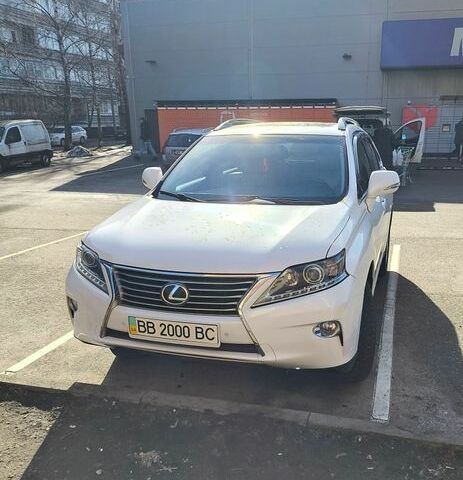 Белый Лексус РХ, объемом двигателя 3.46 л и пробегом 200 тыс. км за 16500 $, фото 1 на Automoto.ua