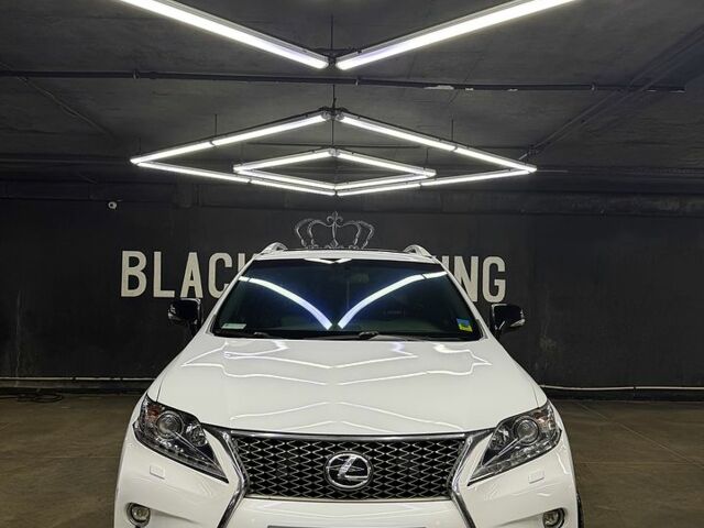 Белый Лексус РХ, объемом двигателя 3.5 л и пробегом 182 тыс. км за 25000 $, фото 1 на Automoto.ua