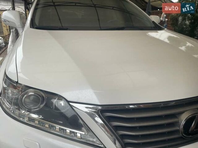 Белый Лексус РХ, объемом двигателя 3.46 л и пробегом 156 тыс. км за 24800 $, фото 1 на Automoto.ua