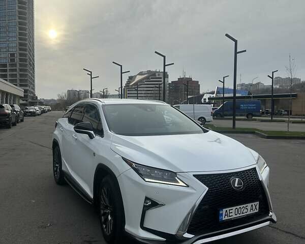 Белый Лексус РХ, объемом двигателя 2 л и пробегом 142 тыс. км за 35500 $, фото 1 на Automoto.ua